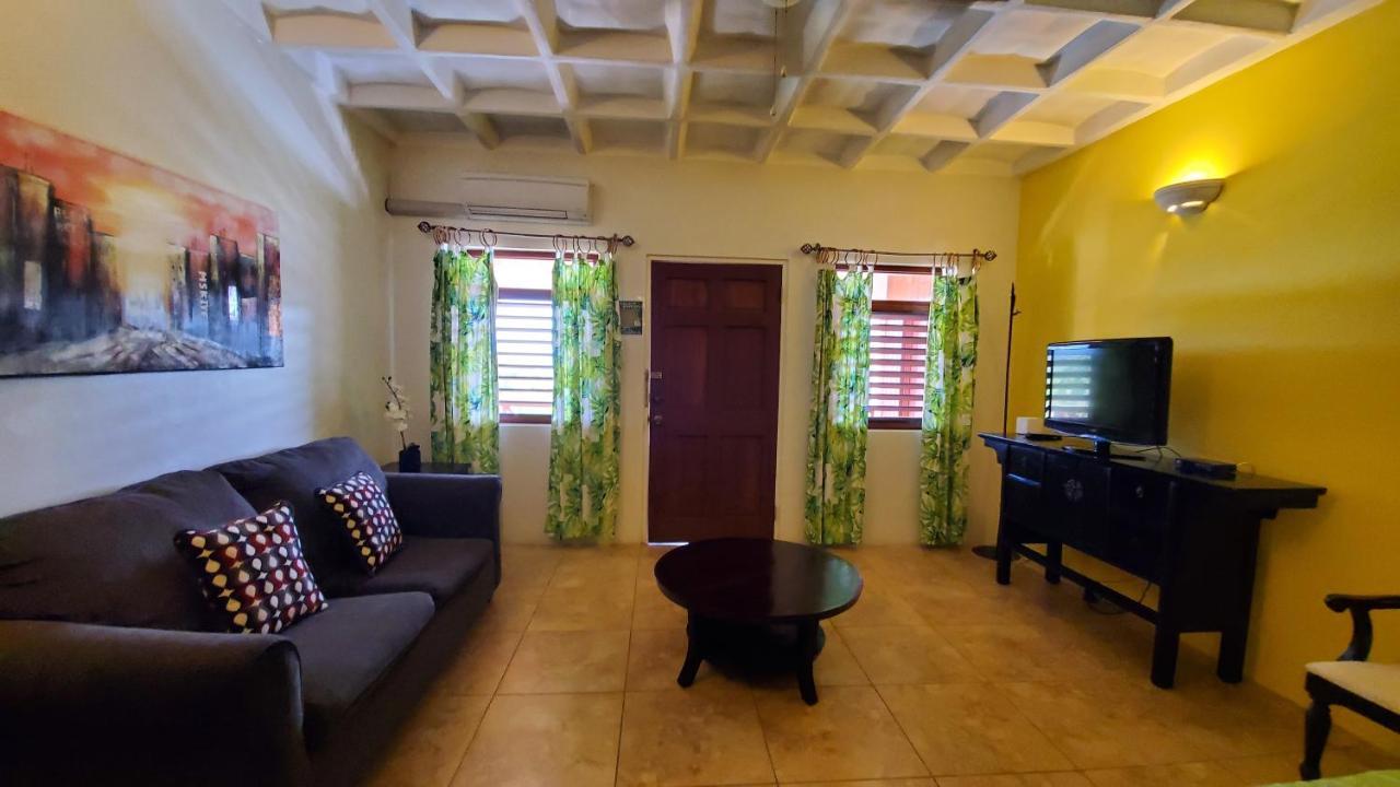 Villa Touloulou English Harbour エクステリア 写真